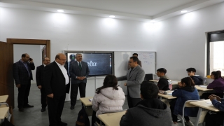 Öğrencilerin akıllı tahta talebi gerçekleştirildi