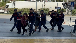 Alanya’da yeni doğmuş bebeğin pencereden atılmasıyla ilgili 3 şüpheli tutuklandı