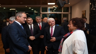 Milli Eğitim Bakanı Mahmut Özer, Hatay’da lise öğretmeniyle buluştu