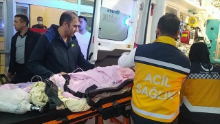 Adana’da otomobilin çarptığı çocuk ağır yaralandı