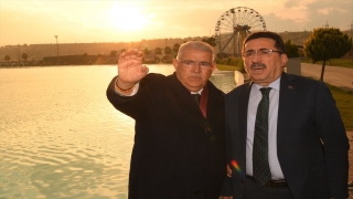 Tarım ve Orman Bakan Yardımcısı Pakdil, EXPO 2023 Rekreasyon Alanı’nı inceledi