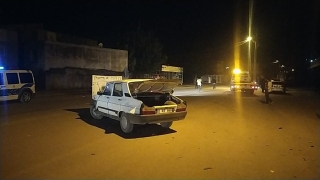 Adana’da kaza yapan sürücü otomobilini bırakıp kaçtı