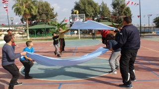 Silifke’de çocuklar babalarıyla kamp yaptı