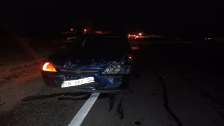 Isparta’da iki otomobilin çarpıştığı kazada 5 kişi yaralandı