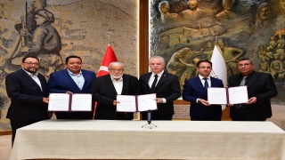 Gaziantep’te sağlık kompleksi yapımı için hayırsever iş insanıyla protokol imzalandı