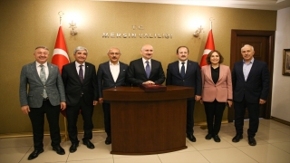 Bakan Karaismailoğlu, AK Parti Mersin İl Başkanlığı ziyaretinde konuştu: