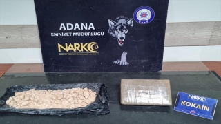 Adana’da tırın sürücü yatağında 2 kilo 300 gram kokain bulundu