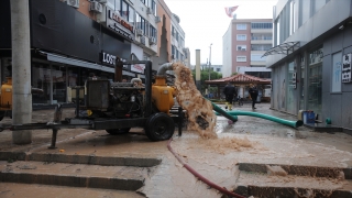 Kumluca’daki sel felaketi güvenlik kameralarına yansıdı