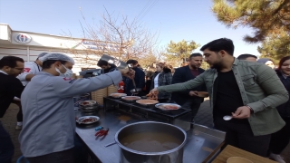 Gaziantep Üniversitesi öğrencilerine beyran yapımı anlatıldı