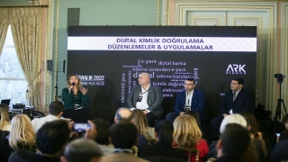 Türkiye, dijitalleşmede koşar adımlarla ilerliyor