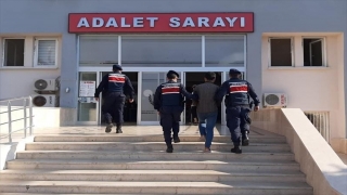 Mersin’de hırsızlık yaptığı iddiasıyla yakalanan zanlı tutuklandı
