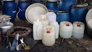 Hatay’da 1000 litre sahte içki ele geçirildi