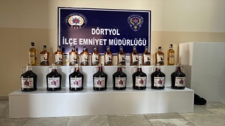 Hatay’da yılbaşı öncesi yapılan operasyonda 20 şişe sahte içki ele geçirildi