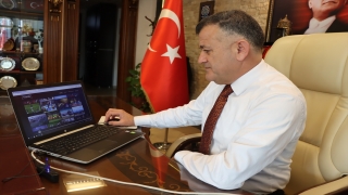 Reyhanlı Belediye Başkanı Hacıoğlu, AA’nın ”Yılın Fotoğrafları” oylamasına katıldı