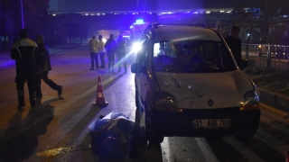 Adana’da otomobilin çarptığı 2 kadından biri hayatını kaybetti