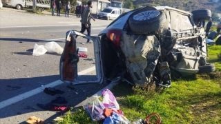 Antalya’da 2 otomobilin çarpıştığı kazada 1 kişi öldü