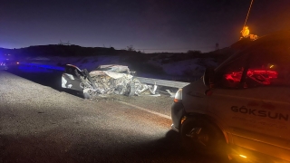 Kahramanmaraş’ta tıra çarpan otomobilin sürücüsü uzman onbaşı öldü
