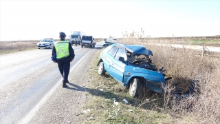 Adana’da tırla çarpışan otomobildeki 1 kişi öldü, 3 kişi yaralandı