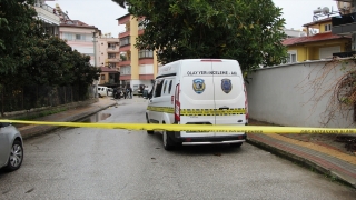 Antalya’da bir kişi silahla yaralandı