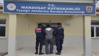 Antalya’da hakkında 30 yıl hapis cezası bulunan hükümlü yakalandı