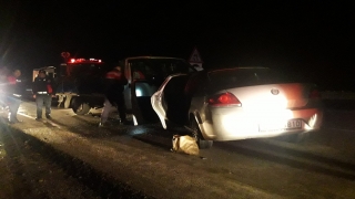 Isparta’da kamyonet ile otomobilin çarpıştığı kazada 1 kişi öldü, 3 kişi yaralandı