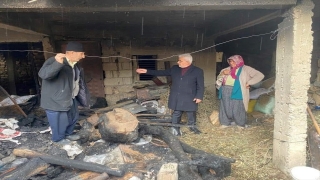 Gaziantep’te ahırda çıkan yangında 10 keçi kurtarıldı