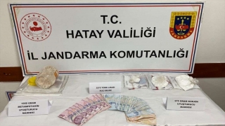 Hatay’da evin bahçesinde uyuşturucu ve para ele geçirildi