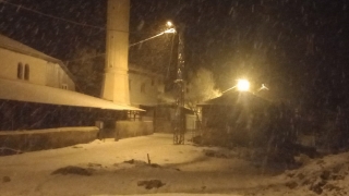 Adana’nın yüksek kesimlerinde kar etkili oluyor