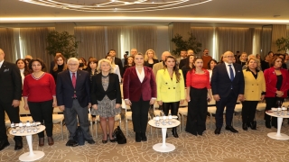Antalya’da ”Jale İnan 2022 Yılın Kadını Ödülü” töreni düzenlendi