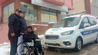 Gaziantep’te belediye ekipleri diyaliz hastalarını hastaneye ulaştırdı