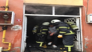 Burdur’da yangın çıkan binada mahsur kalan 7 kişi kurtarıldı