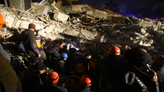 Hatay’da depremin 90. saatinde mucizenin adı 10 yaşındaki Hilal oldu 