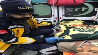 Hatay’da enkaz altında kalan 40 yaşındaki depremzede 90’ıncı saatte kurtarıldı