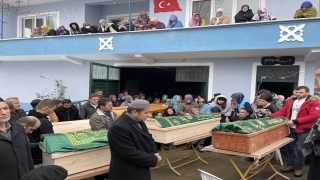 Kahramanmaraş’ta depremde hayatını kaybeden 5 kişilik aile Bartın’da defnedildi
