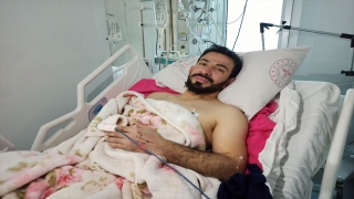 Kuzenine bilinçsizce attığı ”8” mesajıyla 102 saat sonra kurtulan depremzede yaşadıklarını anlattı