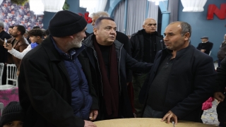 Antalya’da deprem bölgesine ve kente gelen depremzedelere yardımlar sürüyor