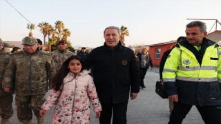 Bakanlar Akar ve Kurum, depremden etkilenen Samandağ’da inceleme yaptı