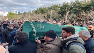 Depremde hayatını kaybeden kaleci antrenörü Uğur Kurt, İstanbul’da defnedildi