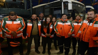 Deprem bölgesinde 25 kişiyi enkazdan kurtaran ISAK ekibi Isparta’ya döndü