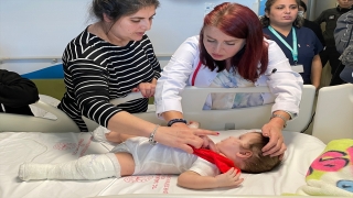 Hatay’da depremin etkisiyle 5’inci kattan düşen Birce bebek iyileşiyor