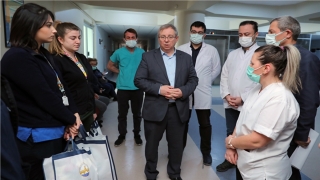 İlk müdahalesi Trakya Üniversitesi hekimlerince yapılan afetzedelerin tedavisi Edirne’de sürüyor
