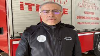 Arama kurtarma yaptıkları enkazda yaklaşık 2 milyon dolar buldular