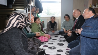 Gölhisar Belediye Başkanı Sertbaş’tan depremzedelere ziyaret
