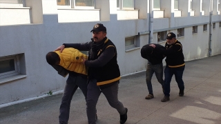 Adana’da hırsızlık şüphelisi 21 kişi gözaltına alındı