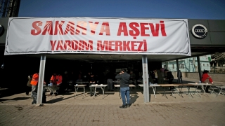 ”Sakarya Aşevi”, 6 bin depremzedeye her gün sıcak yemek çıkarıyor