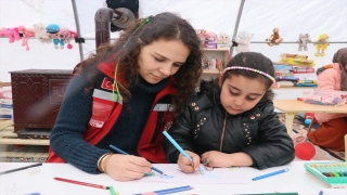 Elbistan’da depremzede çocuklar için oyun çadırları kuruldu