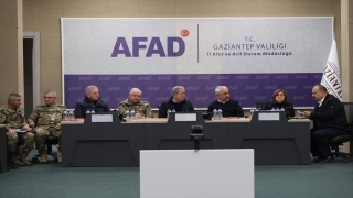 Milli Savunma Bakanı Akar, İslahiye ve Nurdağı’nda incelemelerde bulundu