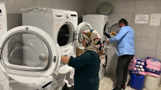 Isparta’ya gelen depremzedeler acılarını unutmaya çalışıyor