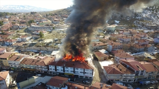 Burdur’da bir pansiyonda çıkan yangın hasara neden oldu 
