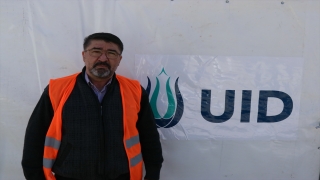 Uluslararası Demokratlar Birliği depremzedelerin yardımına koştu